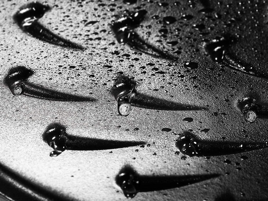 Staub - 4 QT Braiser with Chistera Lid Dark Blue 3.8L - 40511-476