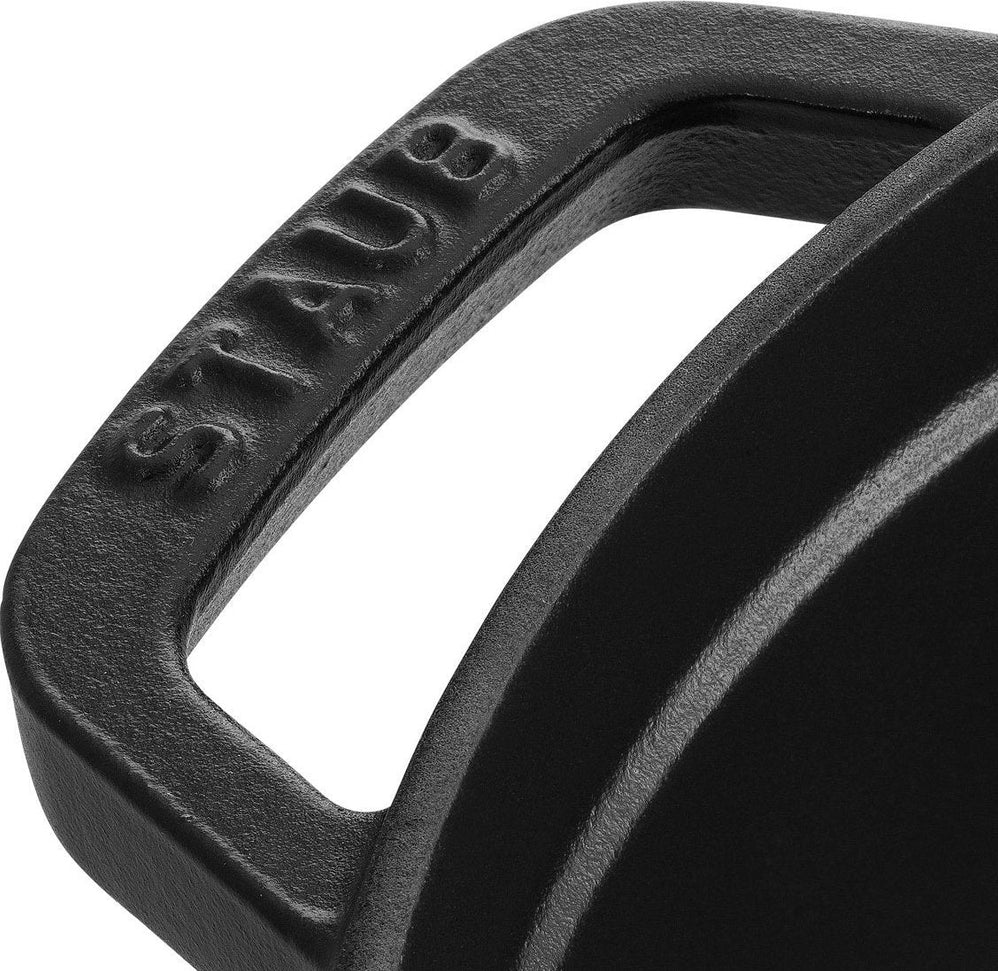 Staub - 5.5 QT Round Cocotte Black 5.2L - 40509-310
