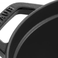 Staub - 5.7 QT Oval Cocotte Black 5.5L - 40509-319