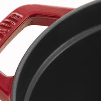 Staub - 5.7 QT Oval Cocotte Cherry Red 5.5L - 40509-866