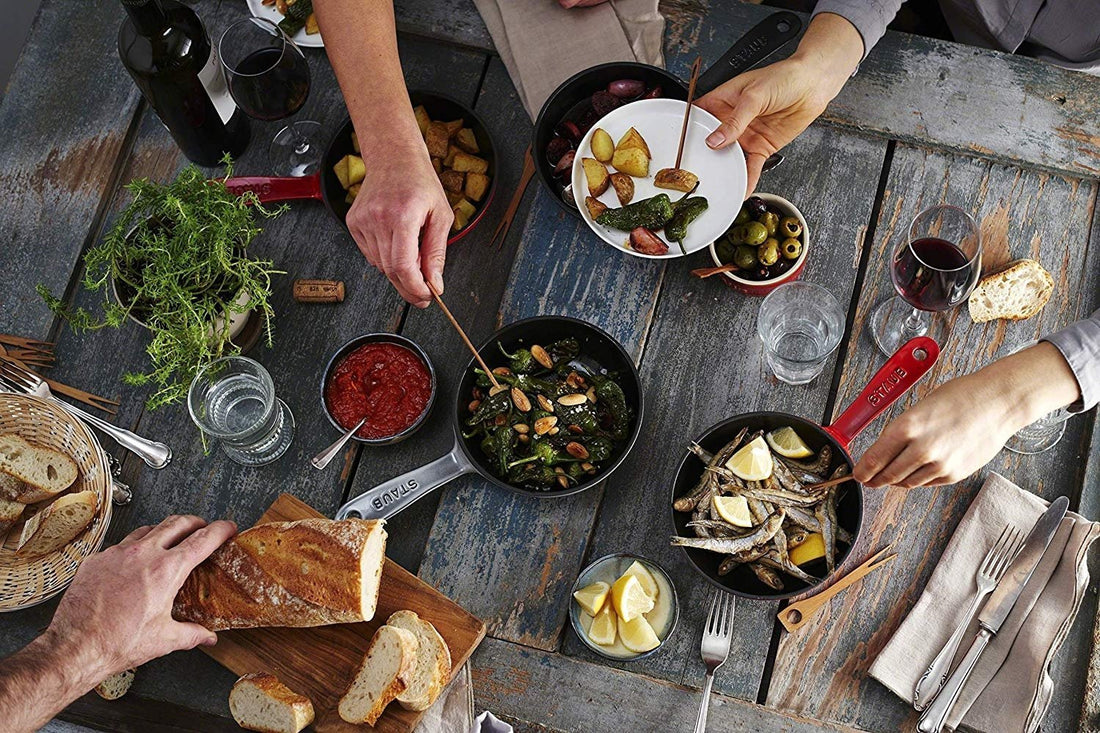 Staub - 6" Cast Iron Fry Pan Cherry Red (16 cm) - 40501-146