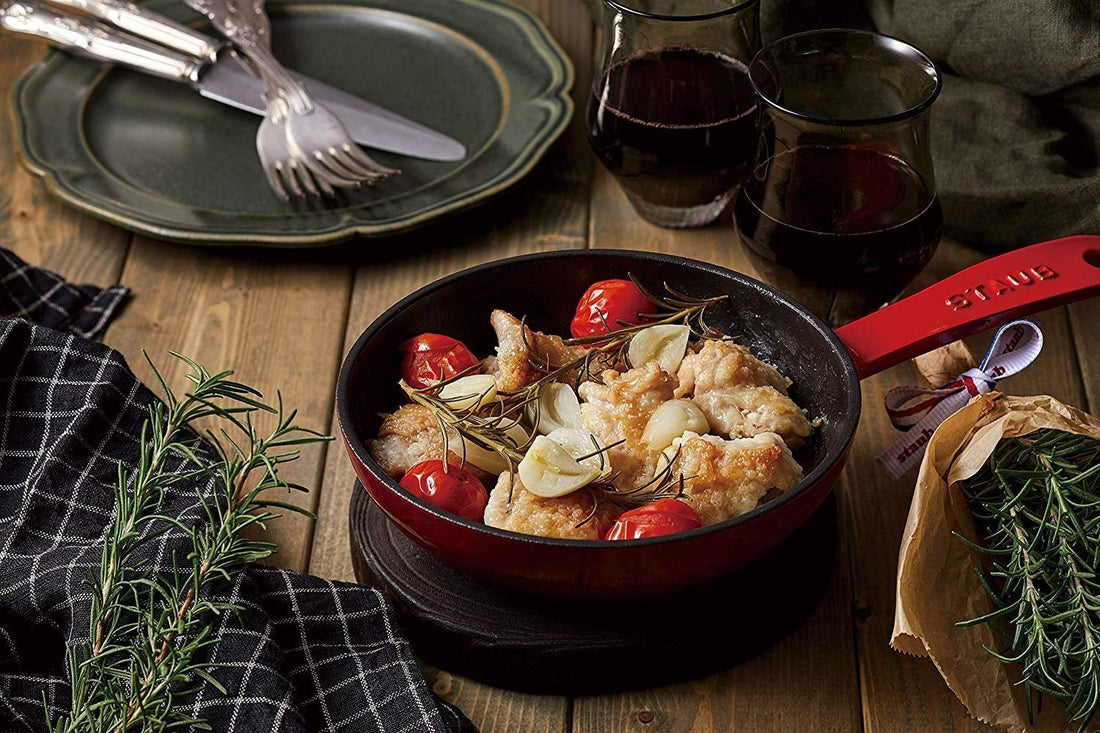 Staub - 6" Cast Iron Fry Pan Cherry Red (16 cm) - 40501-146