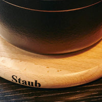 Staub - 6.5" Round Magnetic Wooden Trivet - 40511-078