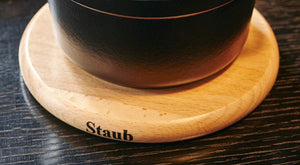 Staub - 6.5" Round Magnetic Wooden Trivet - 40511-078