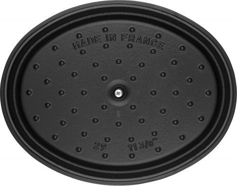 Staub - 7 QT Oval Cocotte Black 6.7L - 40509-322
