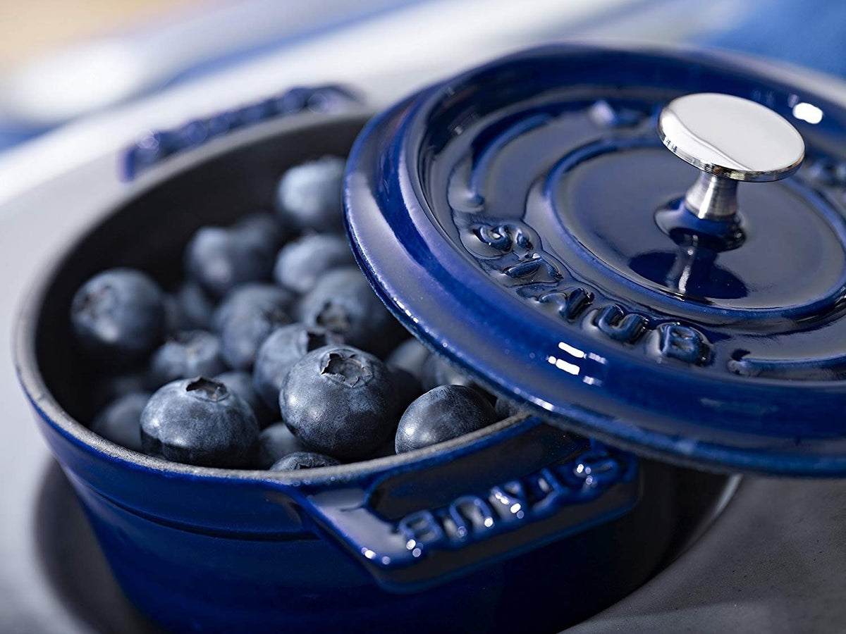 Staub - 7 QT Round Cocotte Dark Blue 6.7L - 40510-285