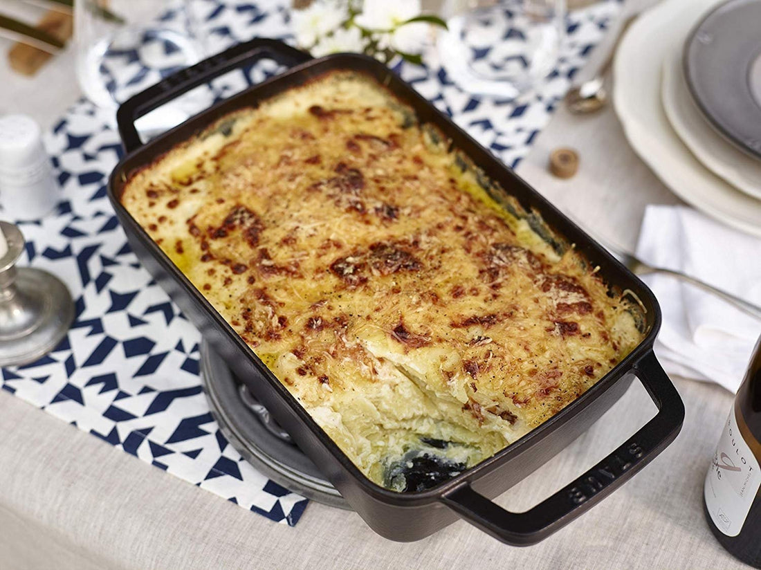 Staub - 8" x 12" Cast Iron Roaster Black - 40510-323