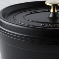 Staub - 8.5 QT Oval Cocotte Black 8L - 40509-370