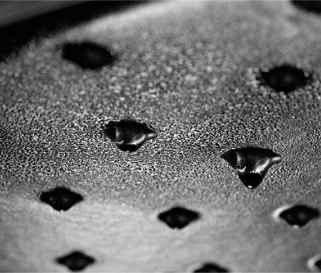 Staub - 8.5 QT Oval Cocotte Black 8L - 40509-370