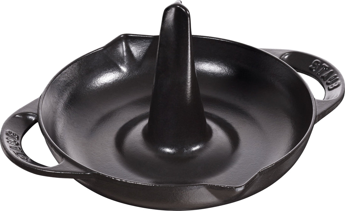 Staub - 9.5" Cast Iron Enamel Roaster Black (24 cm) - 40509-339