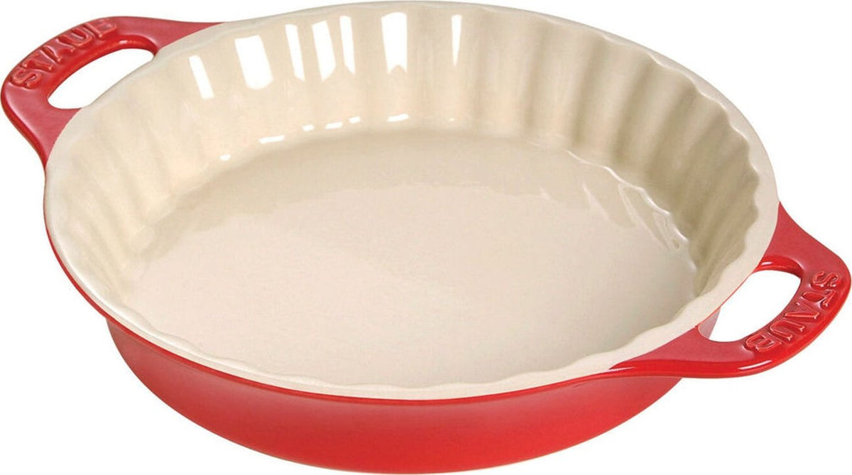 Staub - Ceramic 9.4" Pie Dish Cherry Red - 40511-164