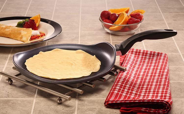 Swiss Diamond - 10.25" HD Induction Crepe Pan (26 cm) - 6226i
