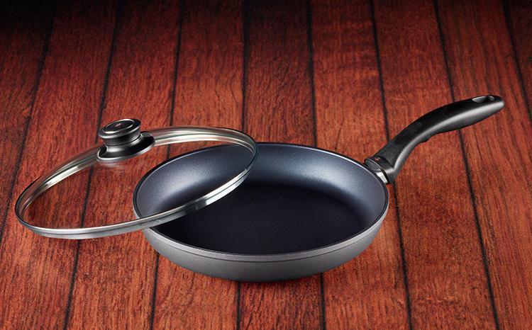 Swiss Diamond - 10.25" XD Induction Fry Pan with Lid (26 cm) - XD6426iC