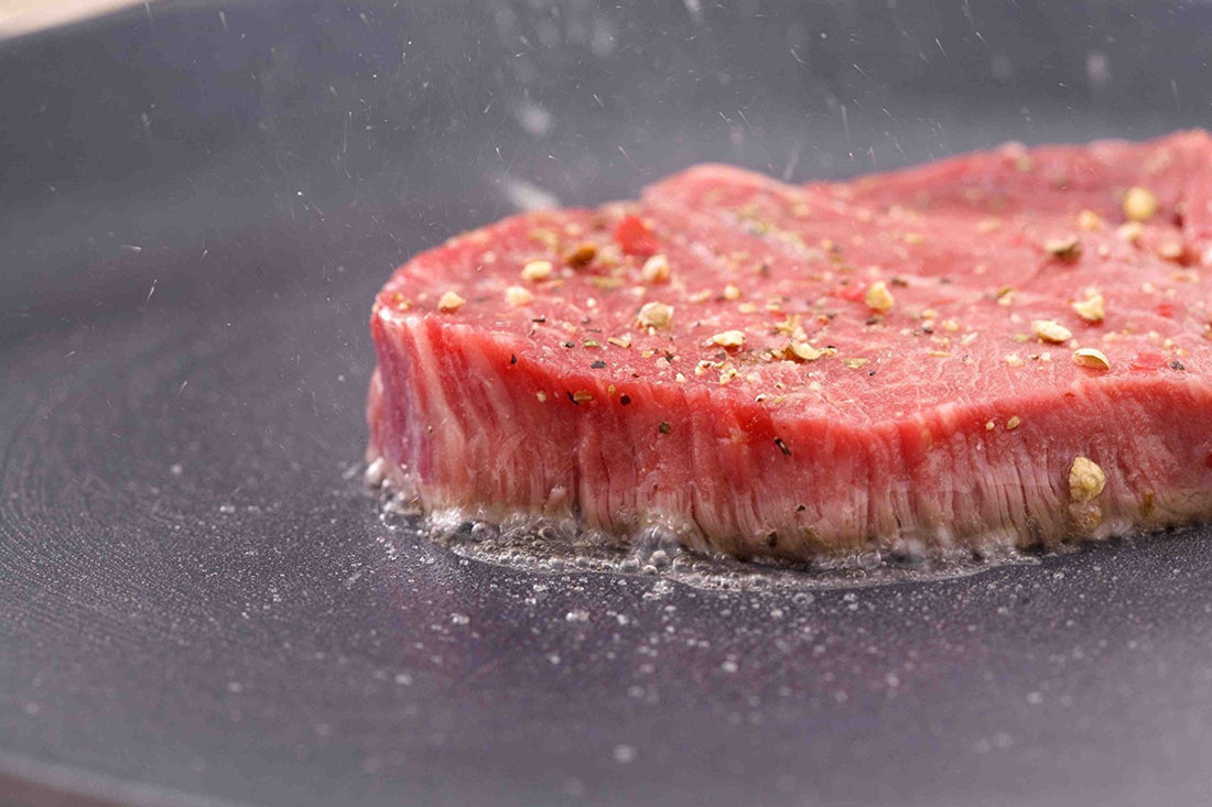 Swiss Diamond - 11" Classic Nonstick Fry Pan with Lid (28 cm) - 6428C