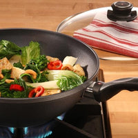 Swiss Diamond - 11" Classic Nonstick Wok with Lid - 61128C