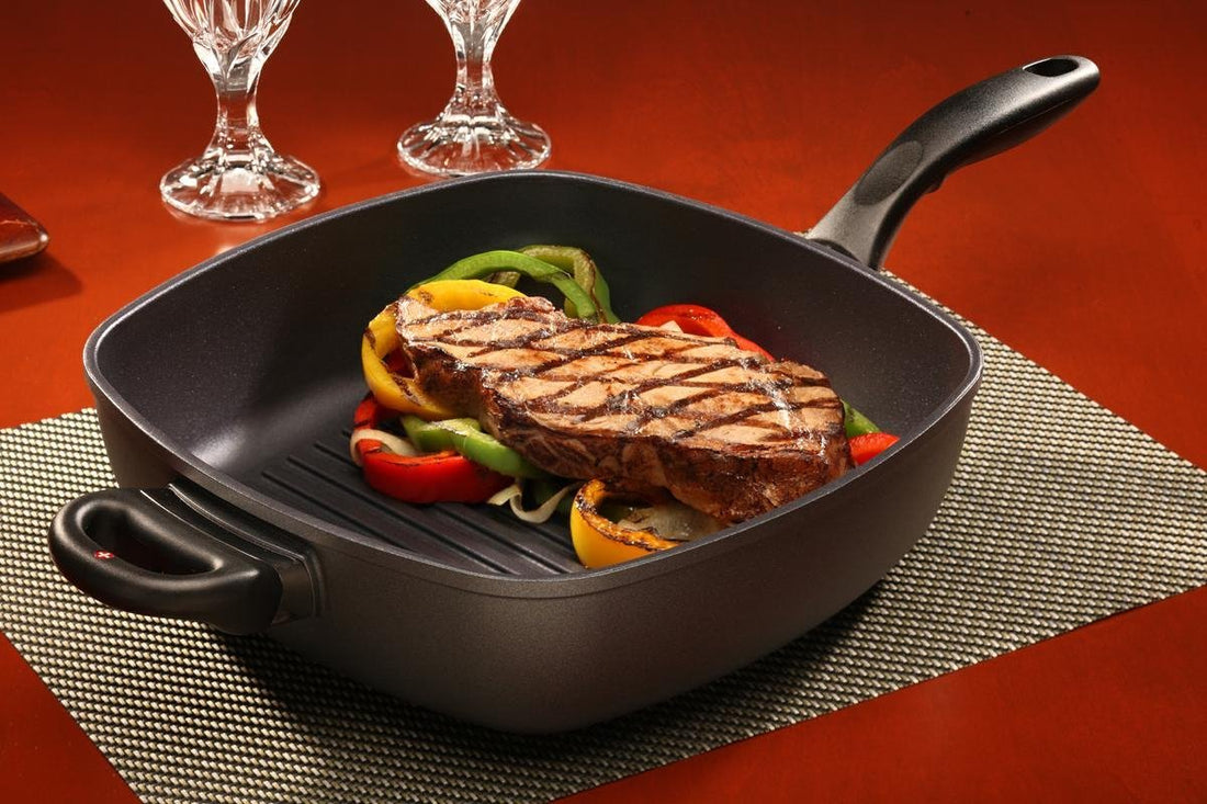 Swiss Diamond - 11" x 11" HD Classic Induction Deep Square Grill Pan - 66281i