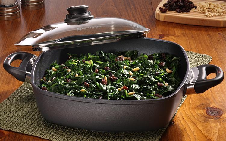 Swiss Diamond - 11" x 11" HD Classic Induction Square Casserole with Lid (28 cm x 28 cm) - 66282ic