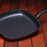 Swiss Diamond - 11" x 11" Induction Nonstick Square Grill Pan - 63281i
