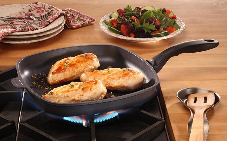 Swiss Diamond - 11" x 11" XD Induction Square Fry Pan (28 cm x 28 cm) - XD6328i