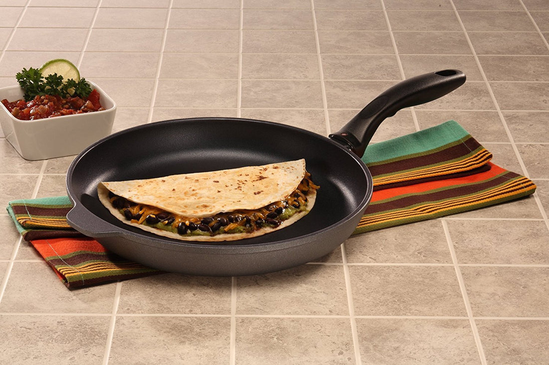 Swiss Diamond - 12.5" Induction Nonstick Fry Pan (32 cm) - 6432i