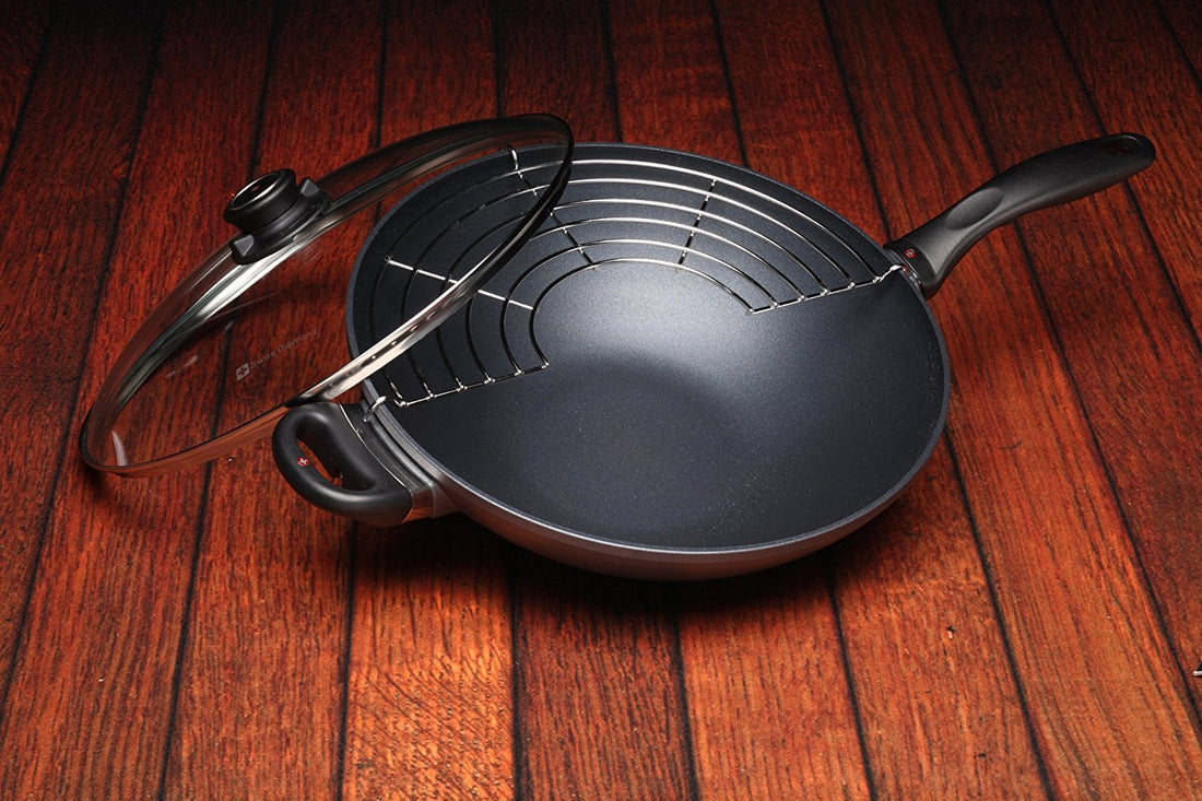 Swiss Diamond - 12.5" Induction Nonstick Wok with Lid & Rack - 61132ic