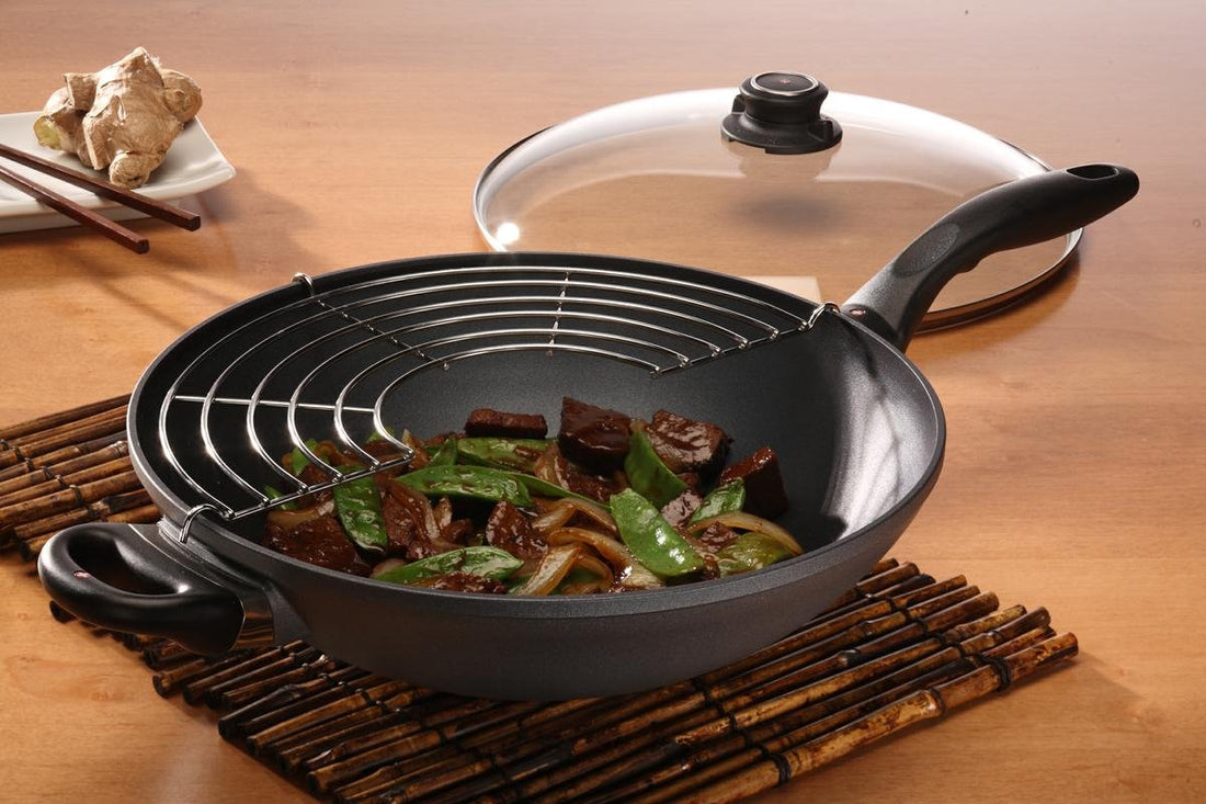 Swiss Diamond - 12.5" Induction Nonstick Wok with Lid & Rack - 61132ic