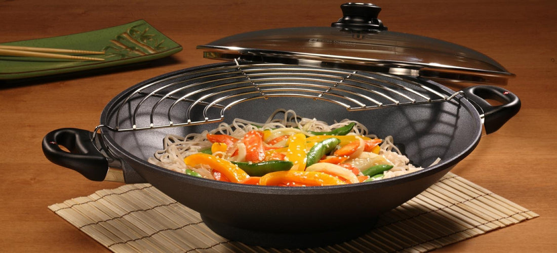 Swiss Diamond - 14" Induction Nonstick Wok with Lid & Rack - 61136ic