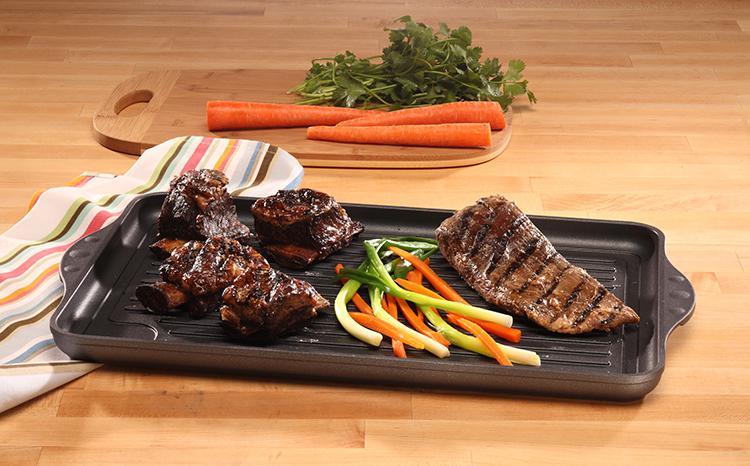 Swiss Diamond - 17" x 11" HD Classic Double Burner Grill (43 cm x 28 cm) - 64328-1