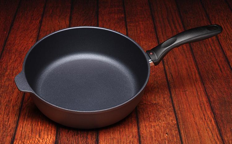 Swiss Diamond - 3.6L Induction Nonstick Saute Pan (10.25") - 6726I