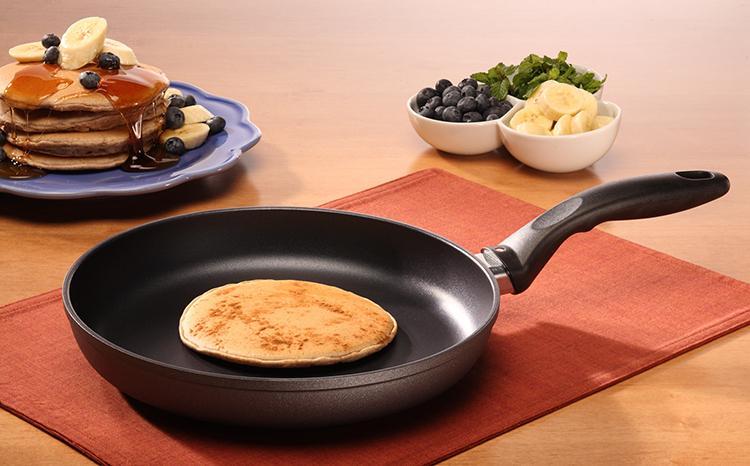 Swiss Diamond - 9.5" XD Induction Fry Pan with Lid (24 cm) - XD6424iC