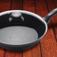 Swiss Diamond - 9.5" x 2" Nonstick Edge Stir Fry Pan with Lid (24 x 5 cm) - 6524C