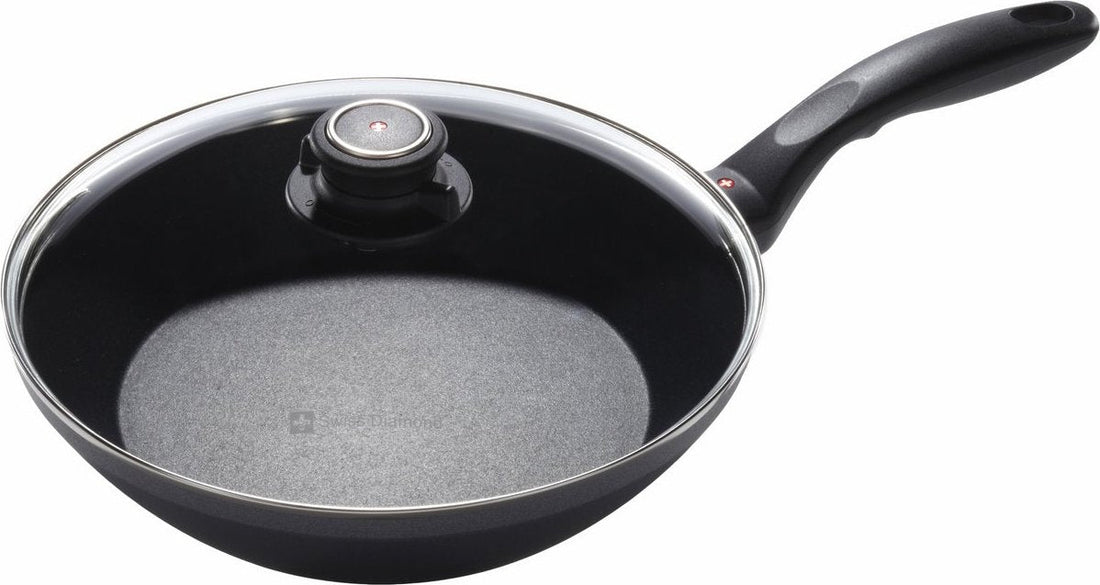 Swiss Diamond - 9.5" x 2" Nonstick Edge Stir Fry Pan with Lid (24 x 5 cm) - 6524C