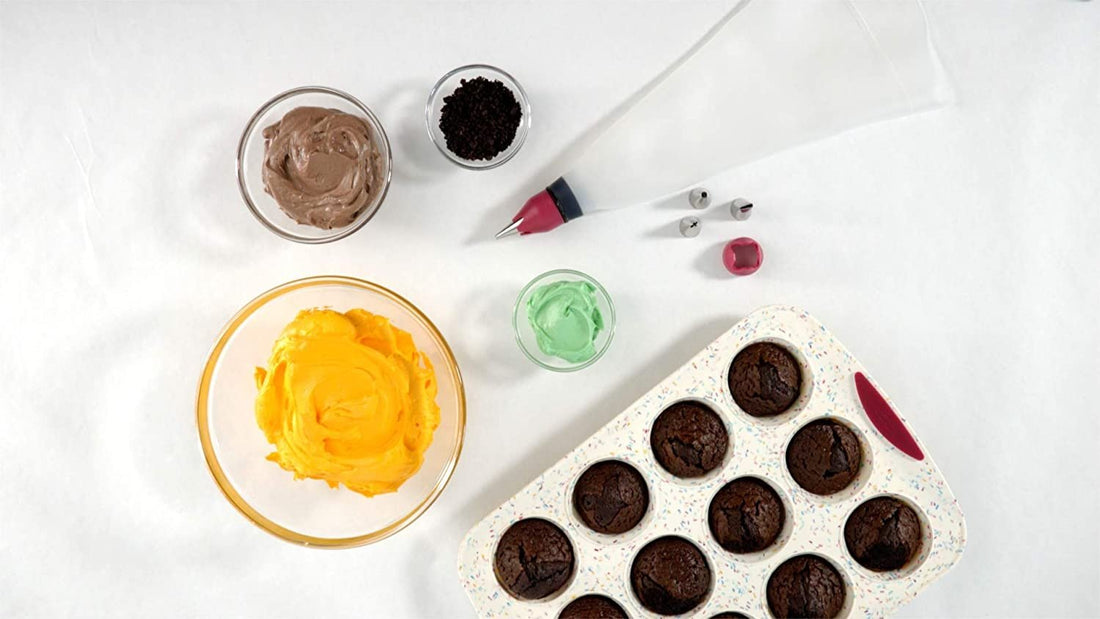 Trudeau - 12 Count Muffin Pan Confetti Fuchsia - 05118553