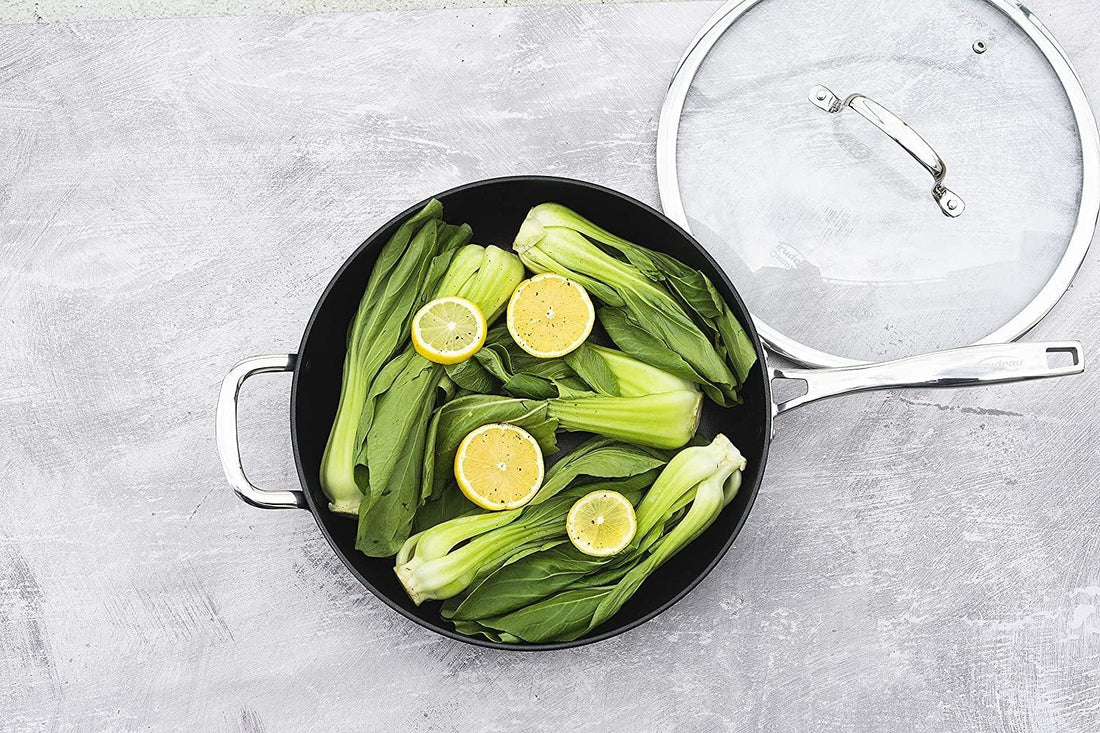 Trudeau - 12" Heroic Saute Pan with Lid - 80119074