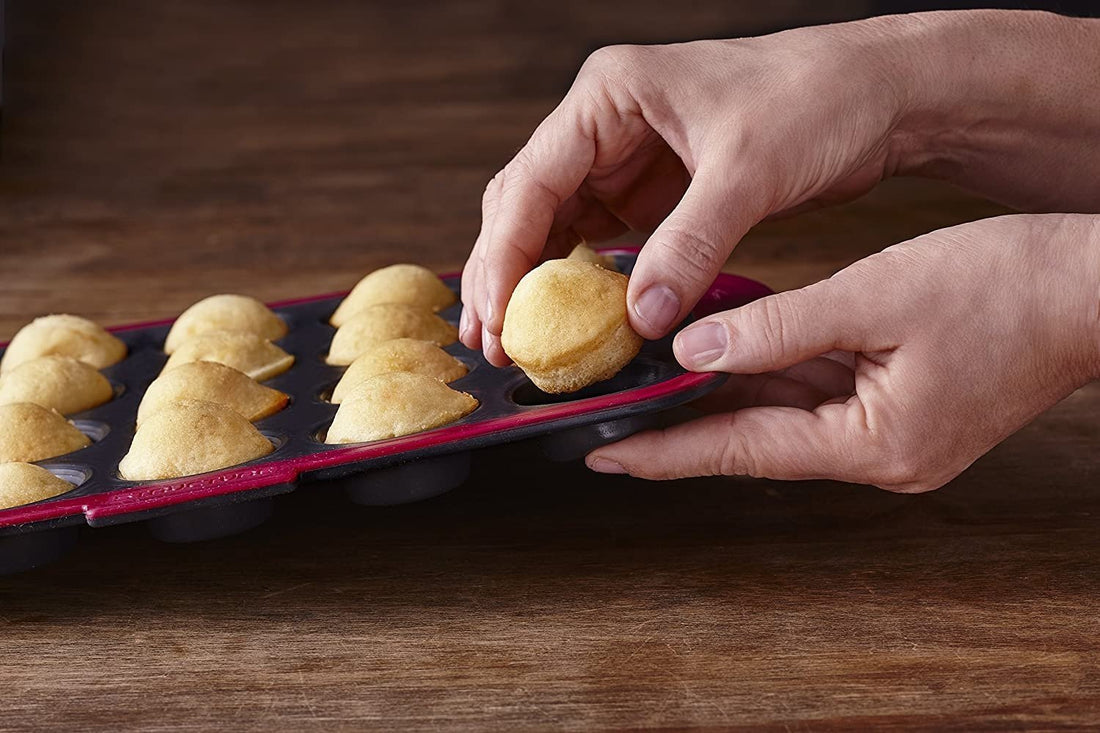 Trudeau - 20 Count Structure Silicone Pro Mini Muffin Pan - 09914072