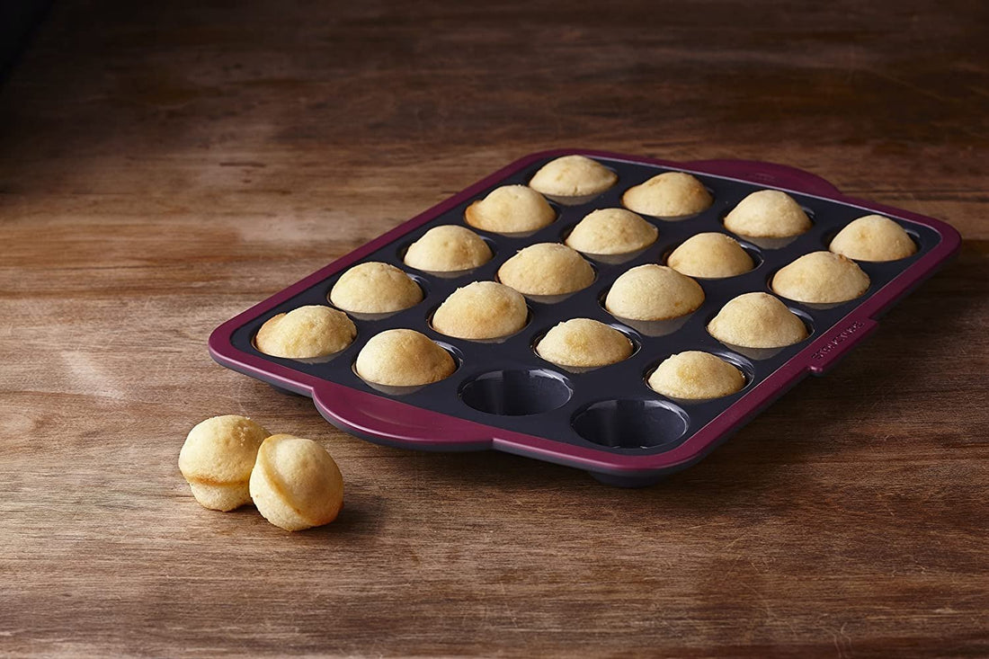 Trudeau - 20 Count Structure Silicone Pro Mini Muffin Pan - 09914072
