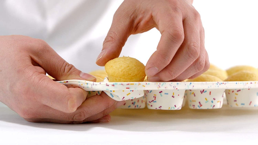 Trudeau - 24 Count Mini Muffin Pan Confetti Fuchsia - 05118554