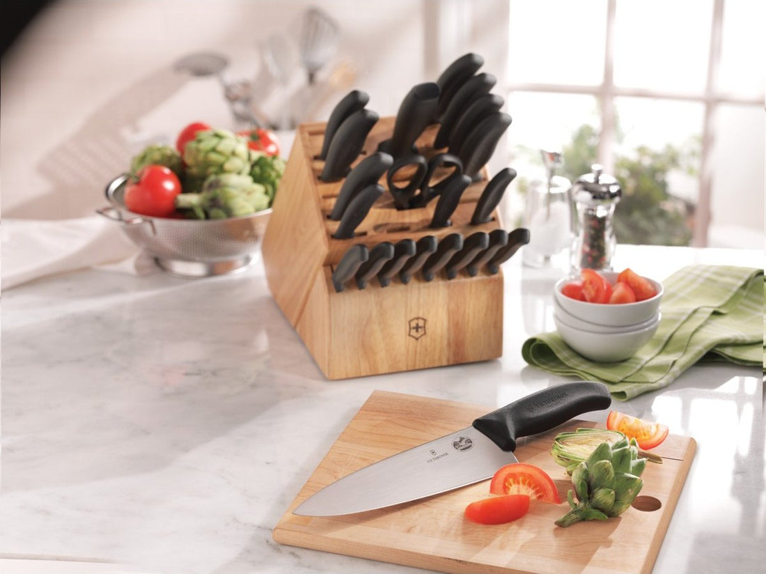 Victorinox - 22 Piece Swiss Classic Block Set - 6.7503-X2