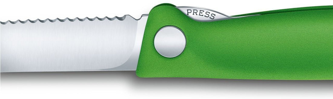 Victorinox - Swiss Classic Foldable Serrated Paring Knife Green - 6.7836.F4B