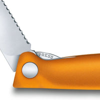 Victorinox - Swiss Classic Foldable Serrated Paring Knife Orange - 6.7836.F9B