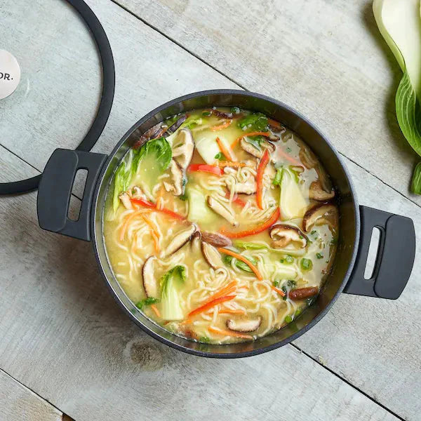 Zavor - Noir 5 QT Cast Aluminum Dutch Oven - ZCWNR34