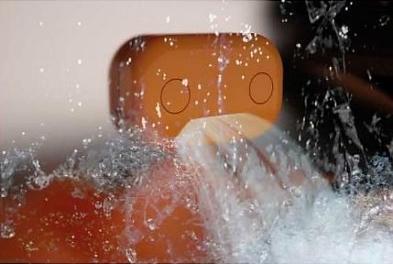 Zumoval - Minimatic Compact Juicer with Automatic Feeder - Shower & Self Tap JE-ES-0015-T - 39520