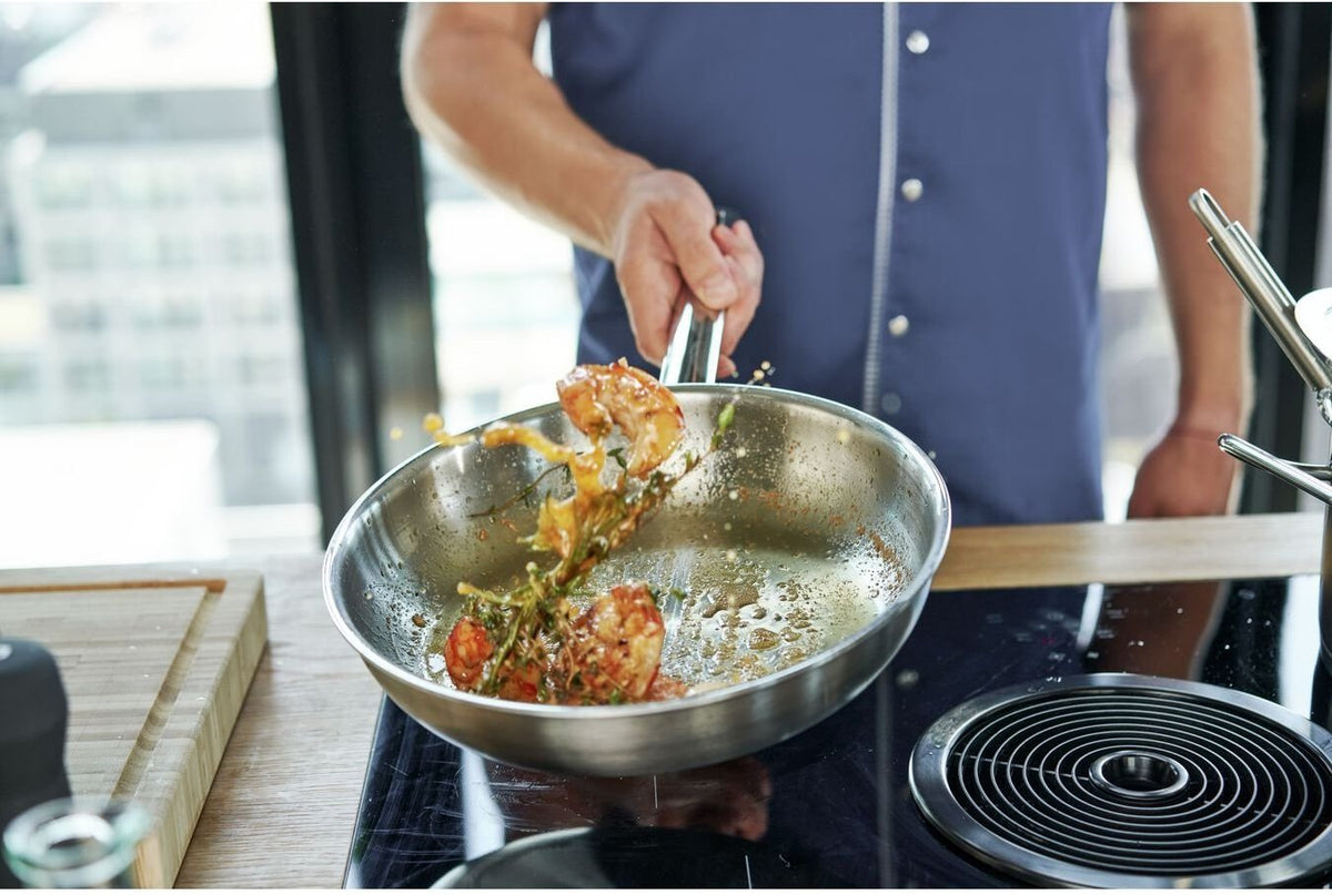 Zwilling - 9.5" Twin Pro Stainless Steel Fry Pan 24cm - 65128-240