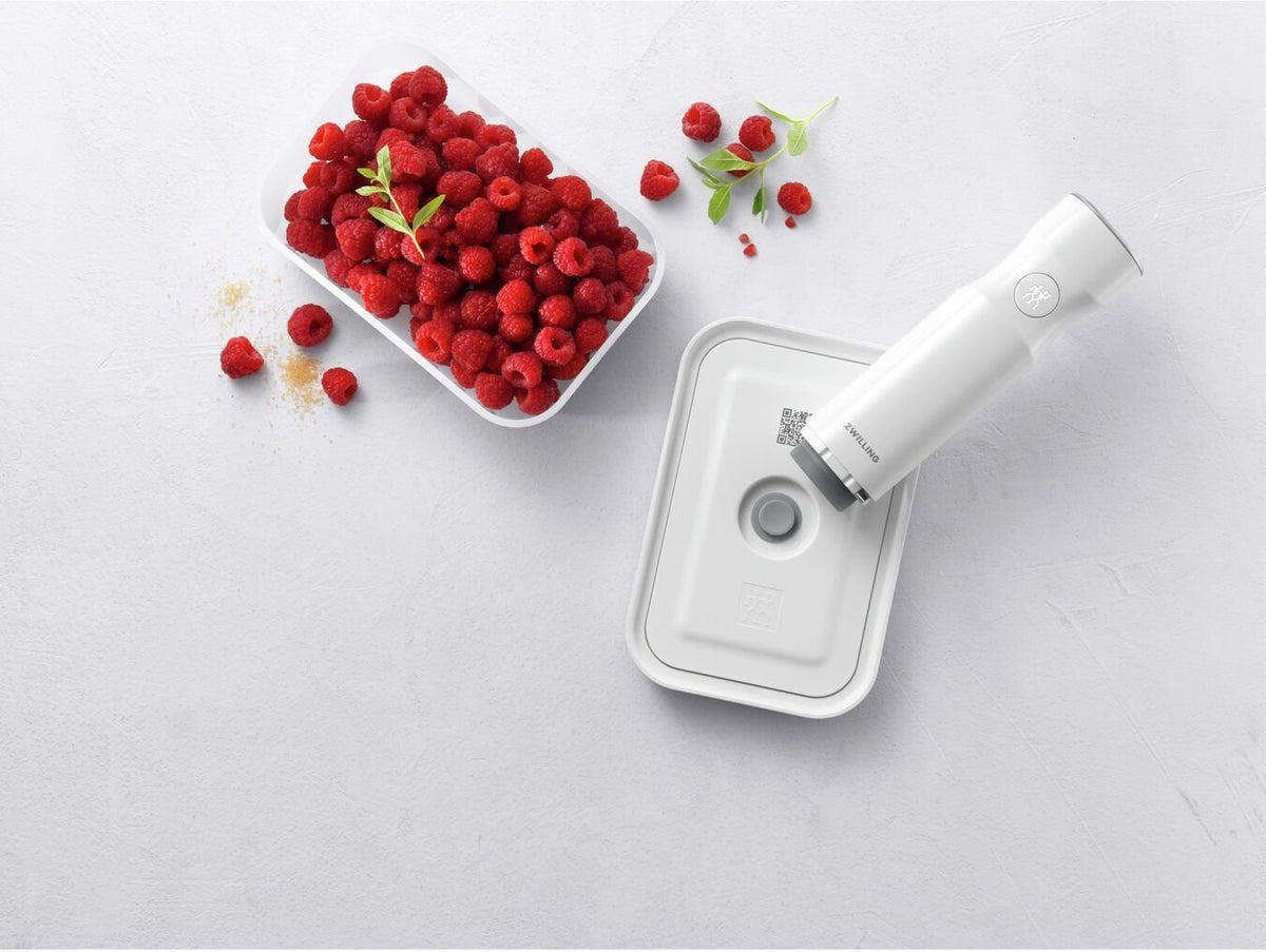 Zwilling - Fresh & Save Small Plastic Vacuum Container - 36804-100