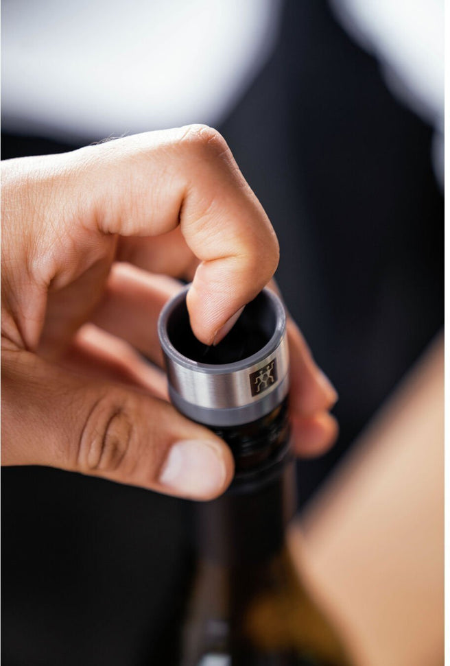 Zwilling - Fresh & Save Vacuum Wine Sealer - 36802-000