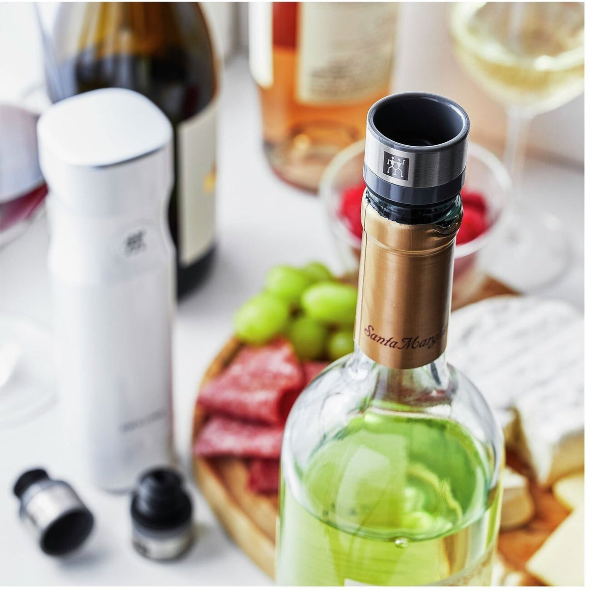 Zwilling - Fresh & Save Vacuum Wine Sealer - 36802-000